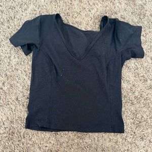 Black Lululemon workout shirt